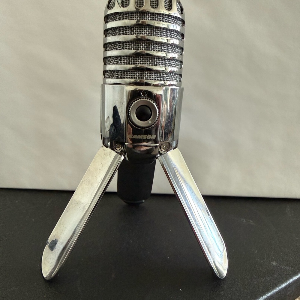 Silver Portable USB Microphone - Picture 7 of 7